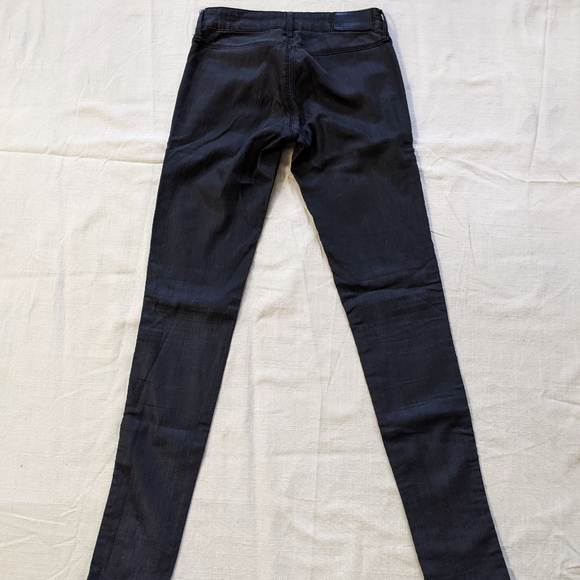 & Super Sqin - Picture 2 of 3